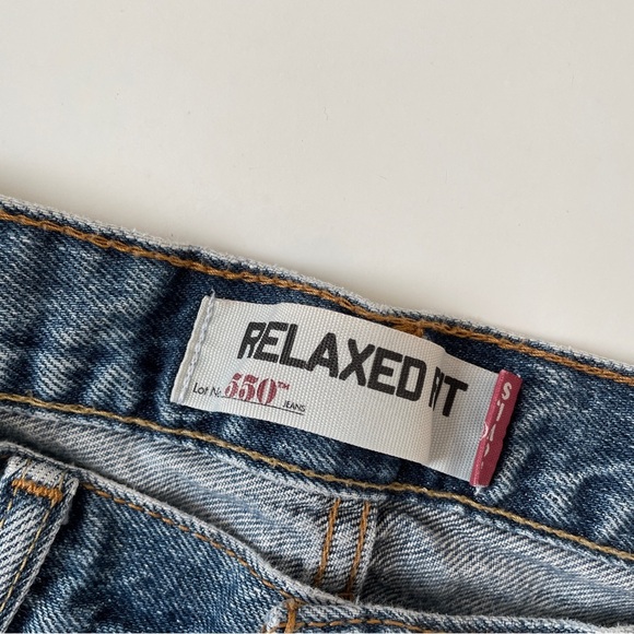 Levi's 550™ Relaxed Fit Straight Leg Baggy Medium Stonewash Jeans, Size 34 29 - Picture 3 of 13